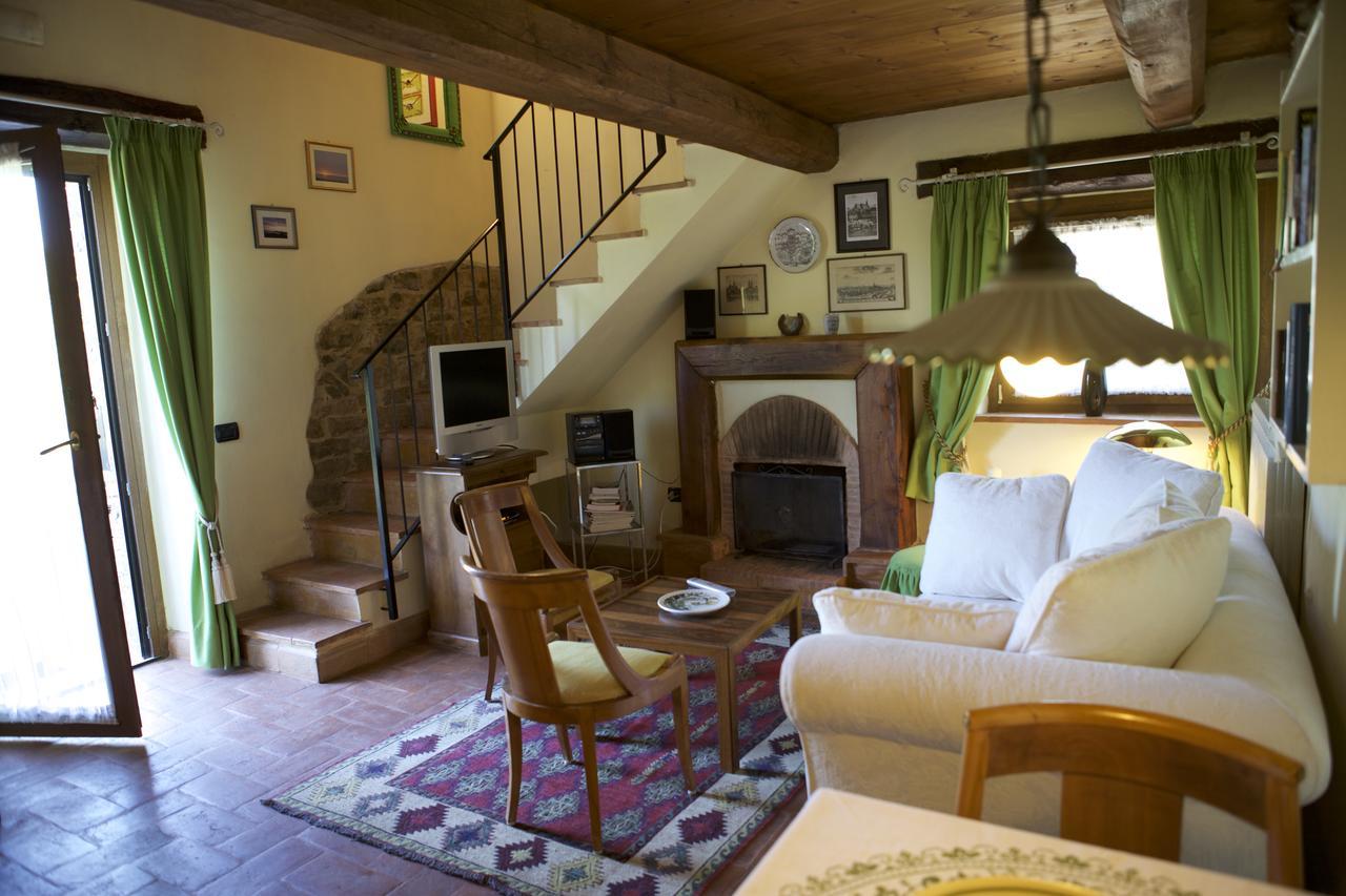 Fonte Magia Bed and Breakfast Castel de' Fiori Exteriör bild